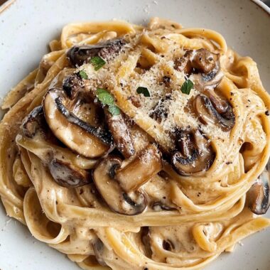 Caramelized Leek and Mushroom Gruyere Pasta