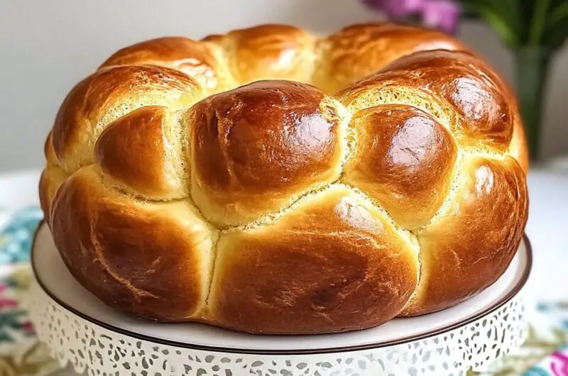 Paska Ukrainian Easter Bread