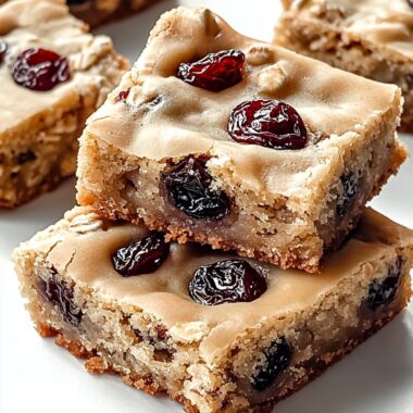 Oatmeal Raisin Cookie Bars