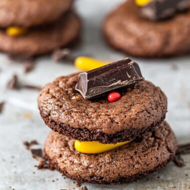 Chocolate Dirt Cake Cookies