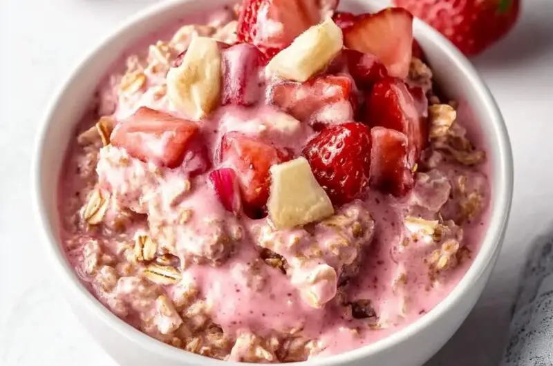 Strawberry Rhubarb Oatmeal