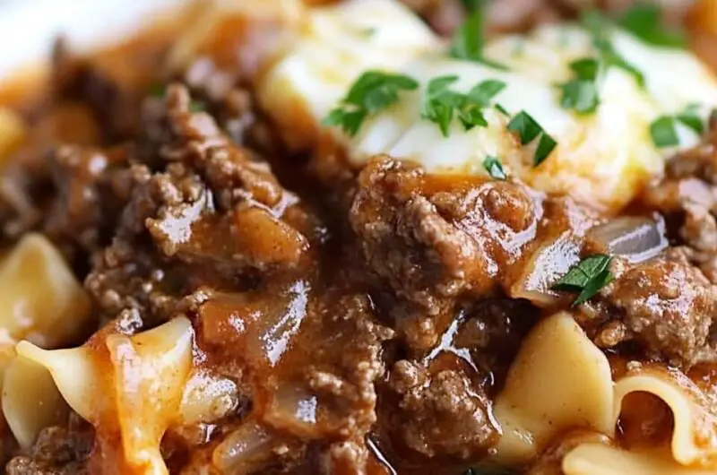 Slow Cooker Beef & Cheese Casserole