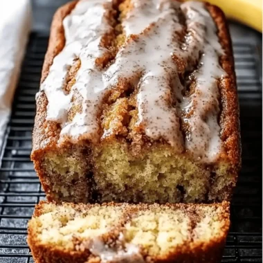 Homemade Cinnamon Swirl Banana Bread