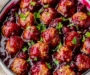 Cranberry Meatballs: Your Festive Holiday Crowd-Pleaser