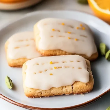 Cardamom Shortbread Cookies