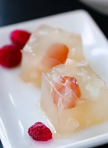 Lychee Jelly with Coconut Flavor